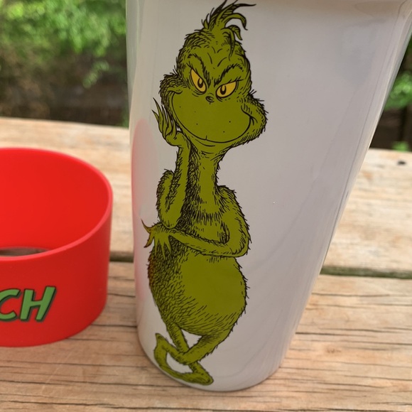 NWOT 2023 DR SEUSS ENTERPRISES GRINCH CERAMIC TUMBLER 16oz - Picture 2 of 8